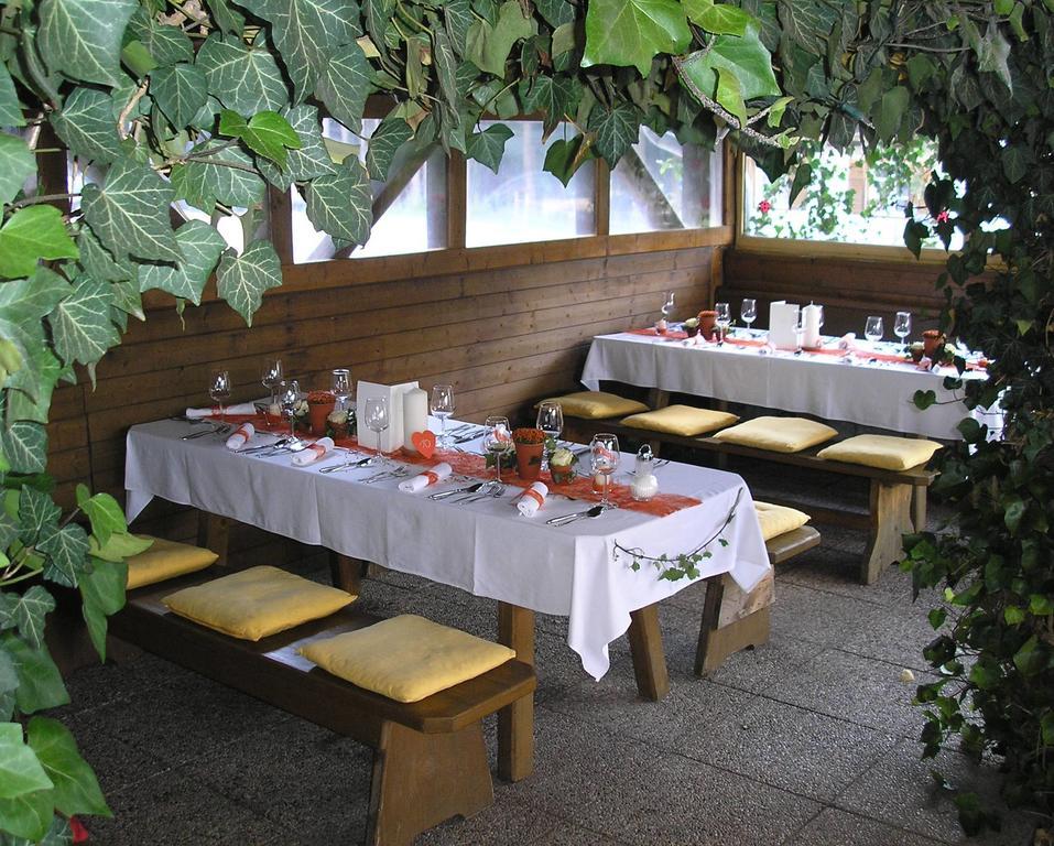 Nattererboden Hotel Natters Bagian luar foto