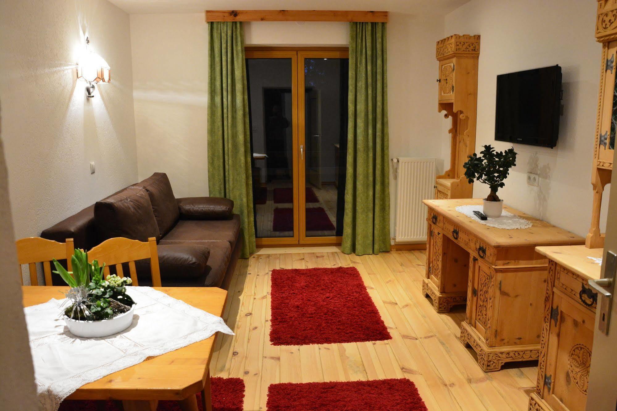 Nattererboden Hotel Natters Bagian luar foto